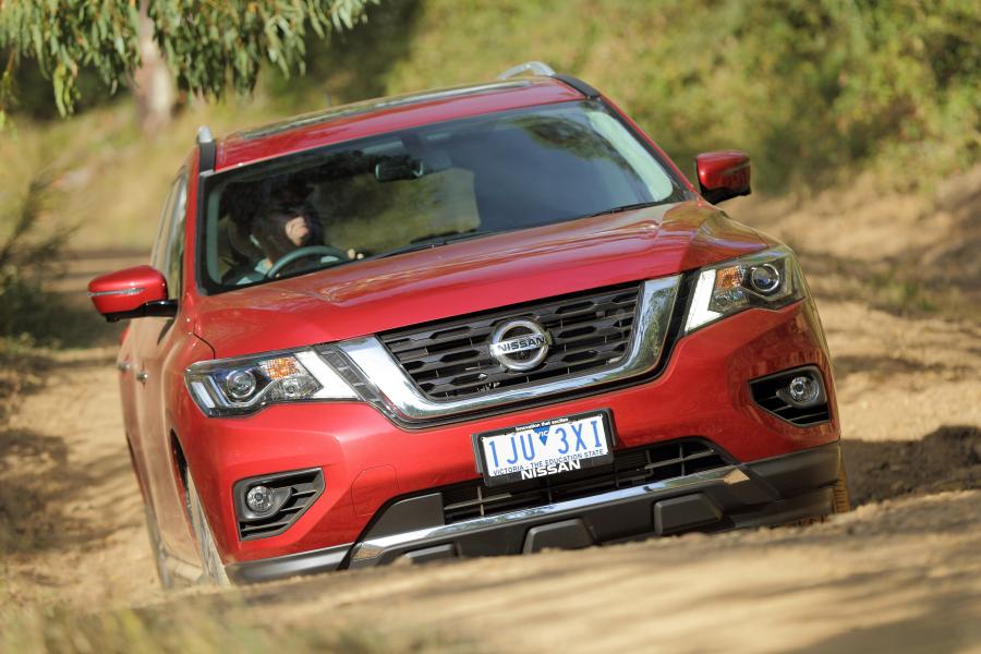  Nissan Pathfinder 2017 года  (AU) (фото 3 из 17)